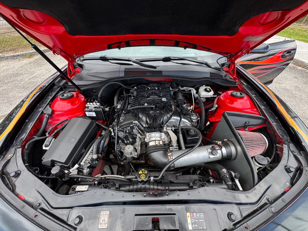 2015 Chevrolet Camaro Image 16