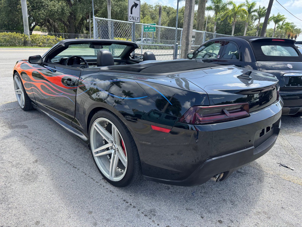 2015 Chevrolet Camaro Image 19