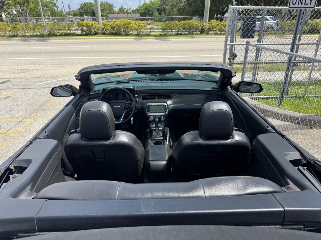 2015 Chevrolet Camaro Image 20