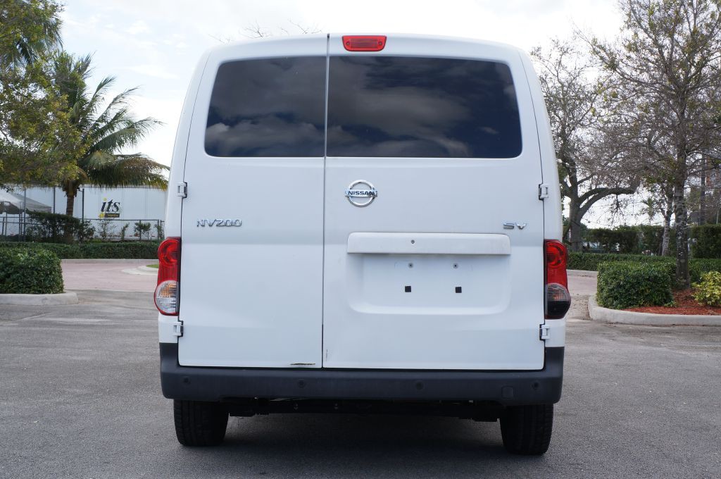 2020 Nissan NV200 Image 11