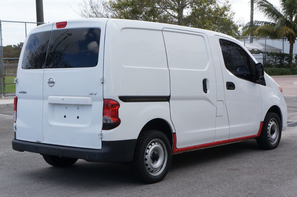 2020 Nissan NV200 Image 14
