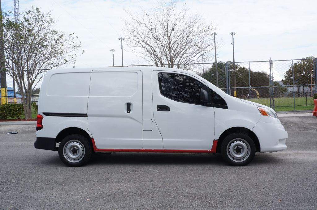 2020 Nissan NV200 Image 15