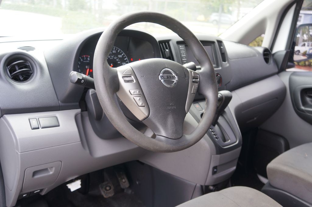 2020 Nissan NV200 Image 26