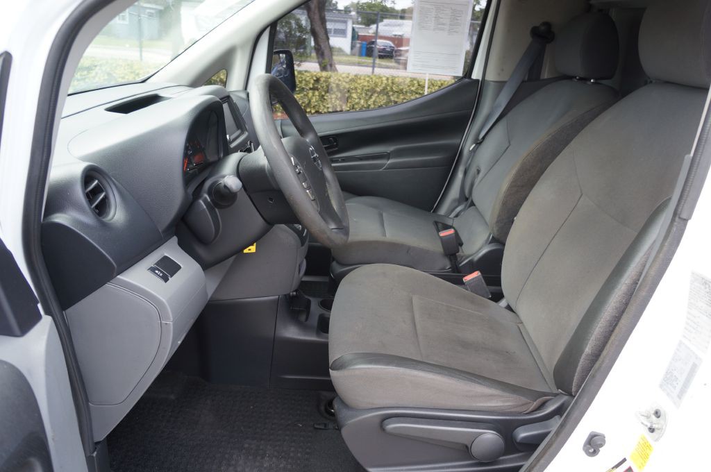2020 Nissan NV200 Image 27