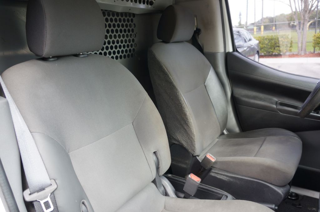2020 Nissan NV200 Image 33