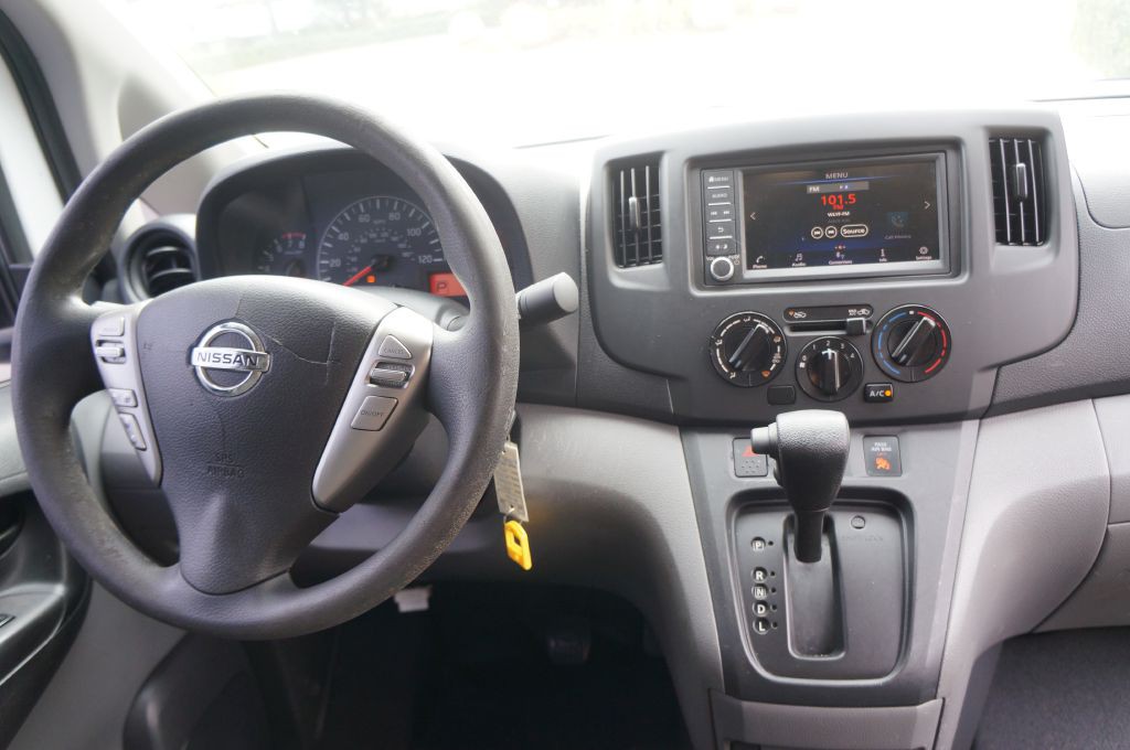 2020 Nissan NV200 Image 34