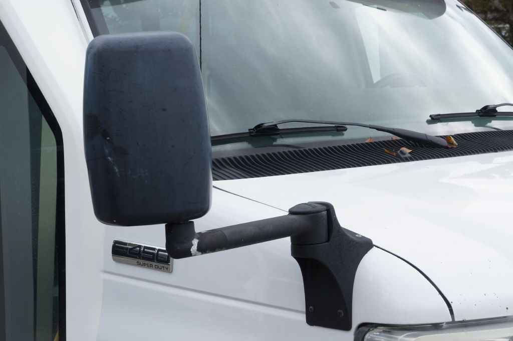 2015 Ford Econoline Image 13