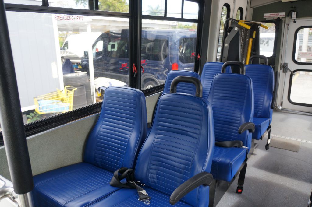 2015 Ford Econoline Image 29