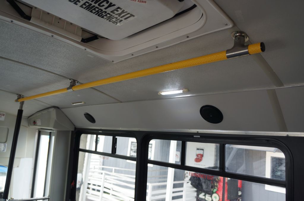 2015 Ford Econoline Image 31