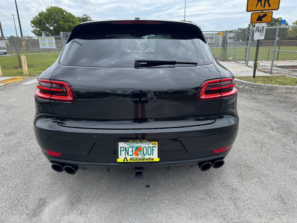 2017 Porsche Macan Image 6