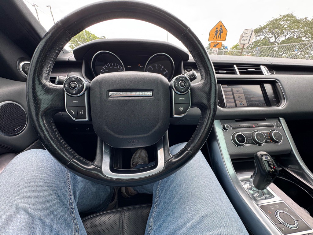 2015 Land Rover Range Rover Sport Image 14