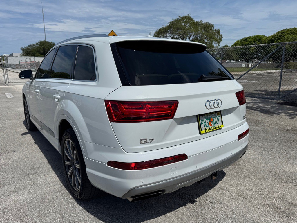 2018 Audi Q7 Image 7