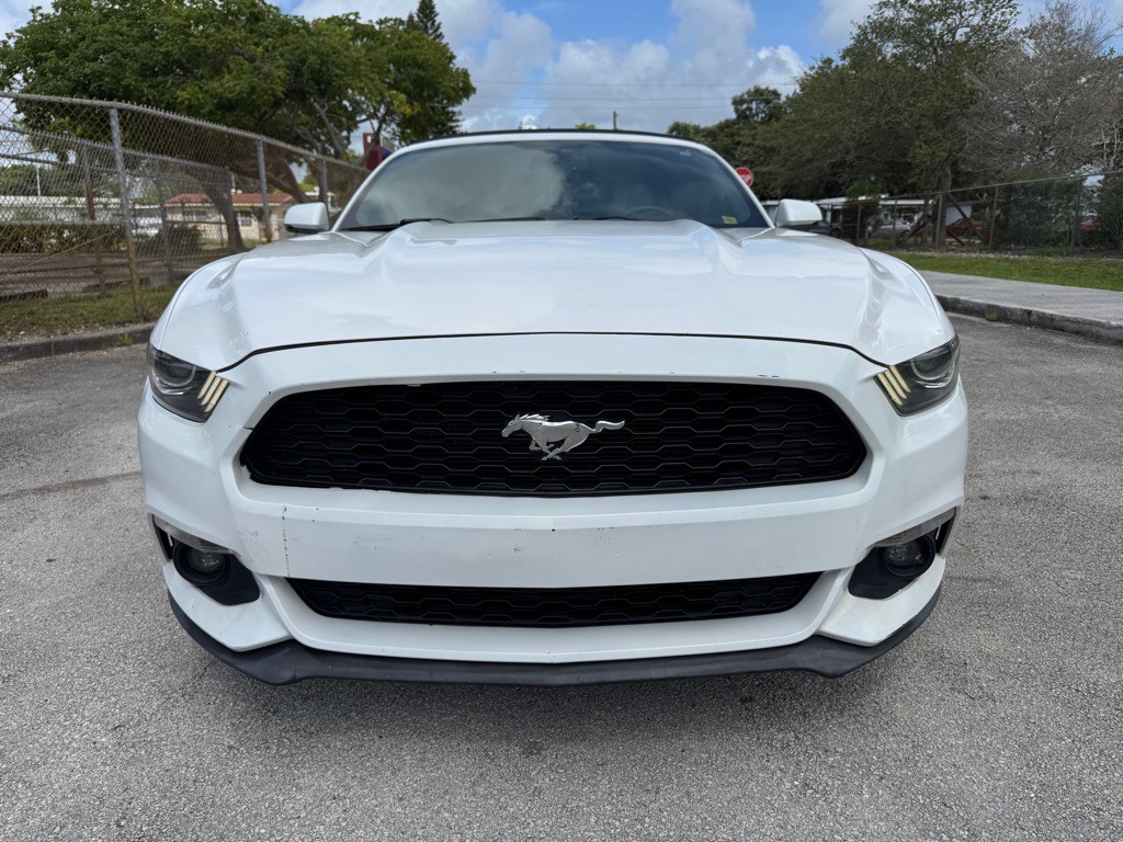 2015 Ford Mustang Image 3