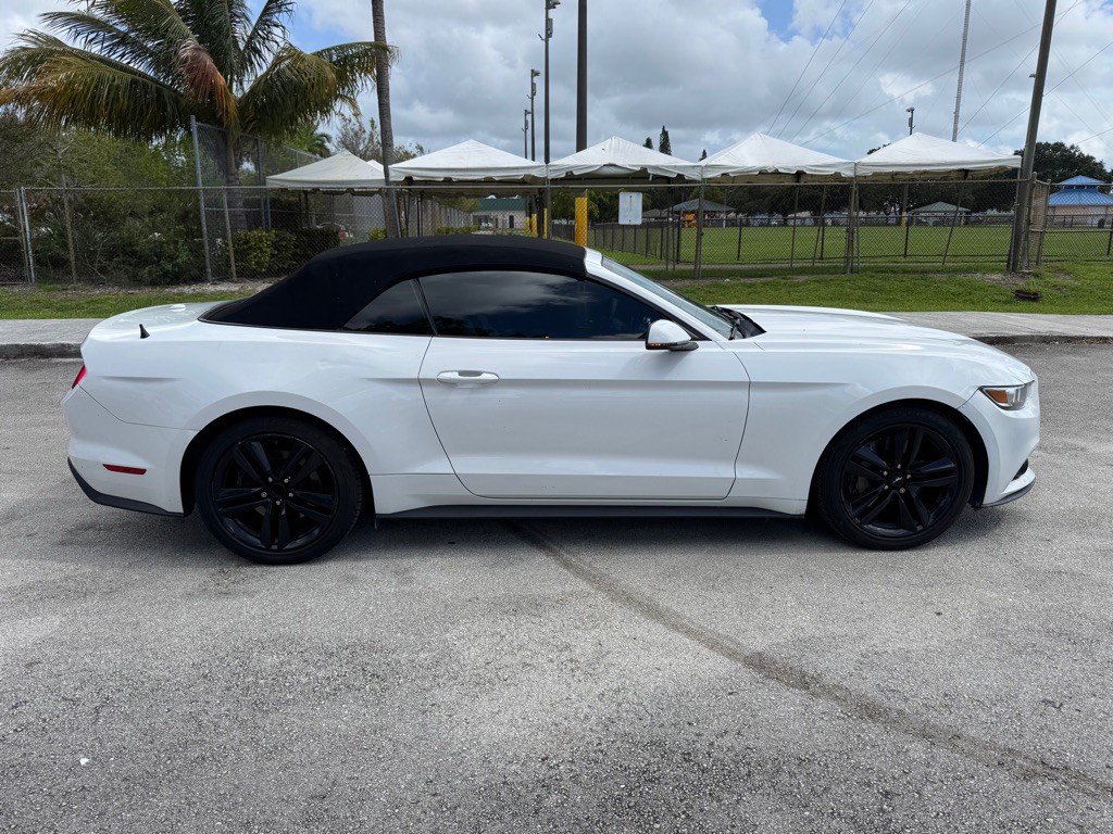 2015 Ford Mustang Image 5