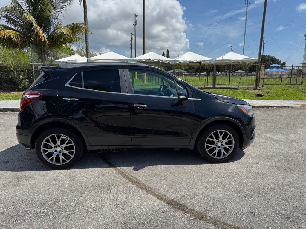 2018 Buick Enclave Image 4