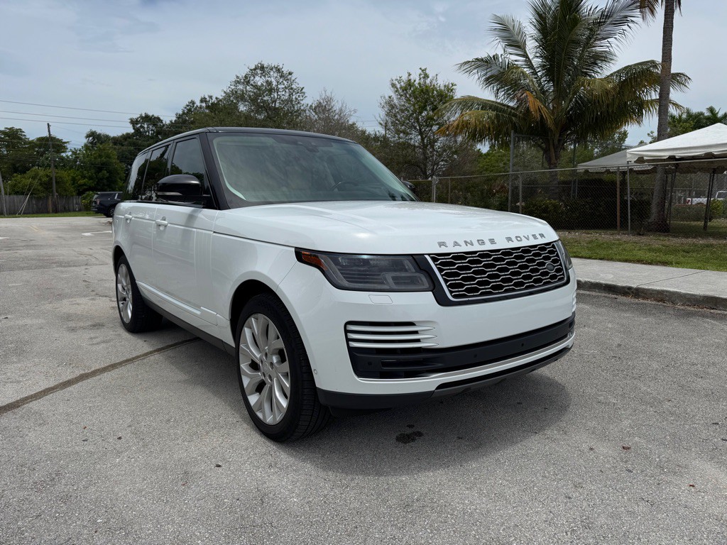 2018 Land Rover Range Rover Image 3