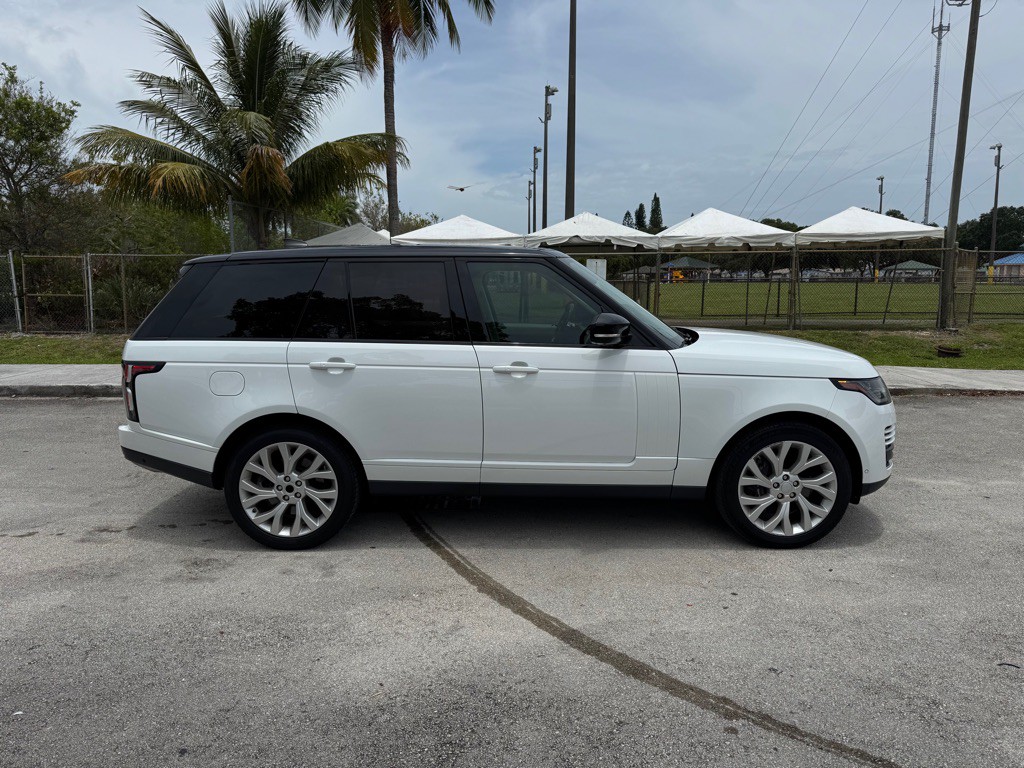 2018 Land Rover Range Rover Image 4