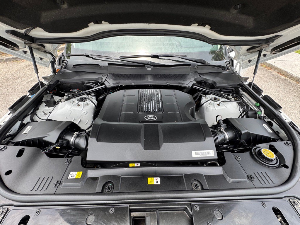 2018 Land Rover Range Rover Image 20