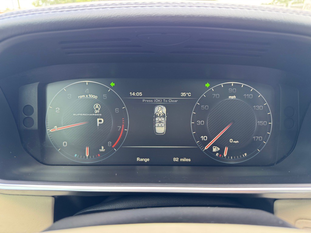 2014 Land Rover Range Rover Image 17