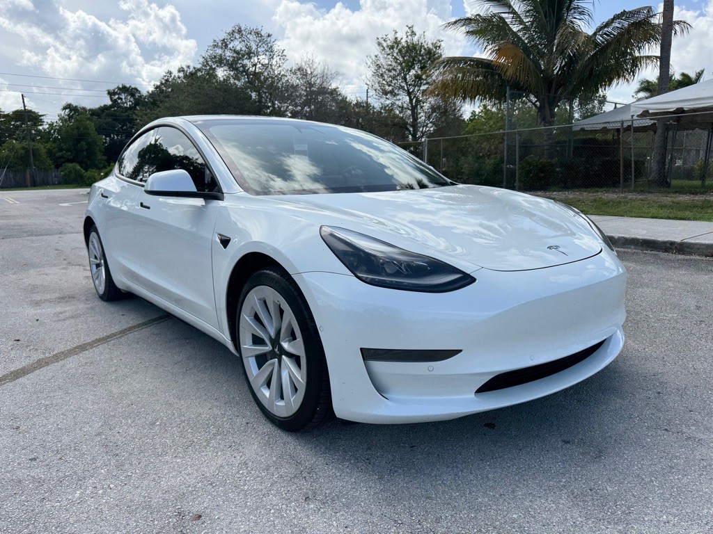 2021 Tesla Model 3 Image 3
