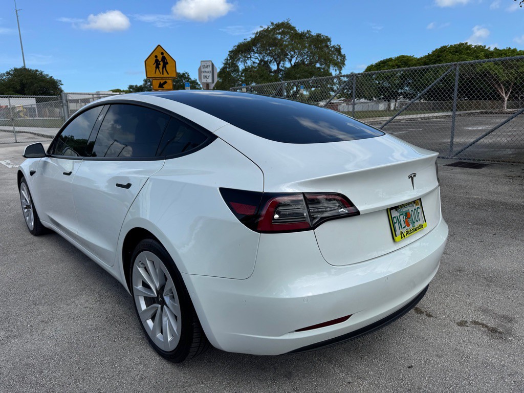 2021 Tesla Model 3 Image 7