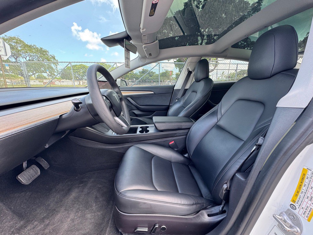 2021 Tesla Model 3 Image 9