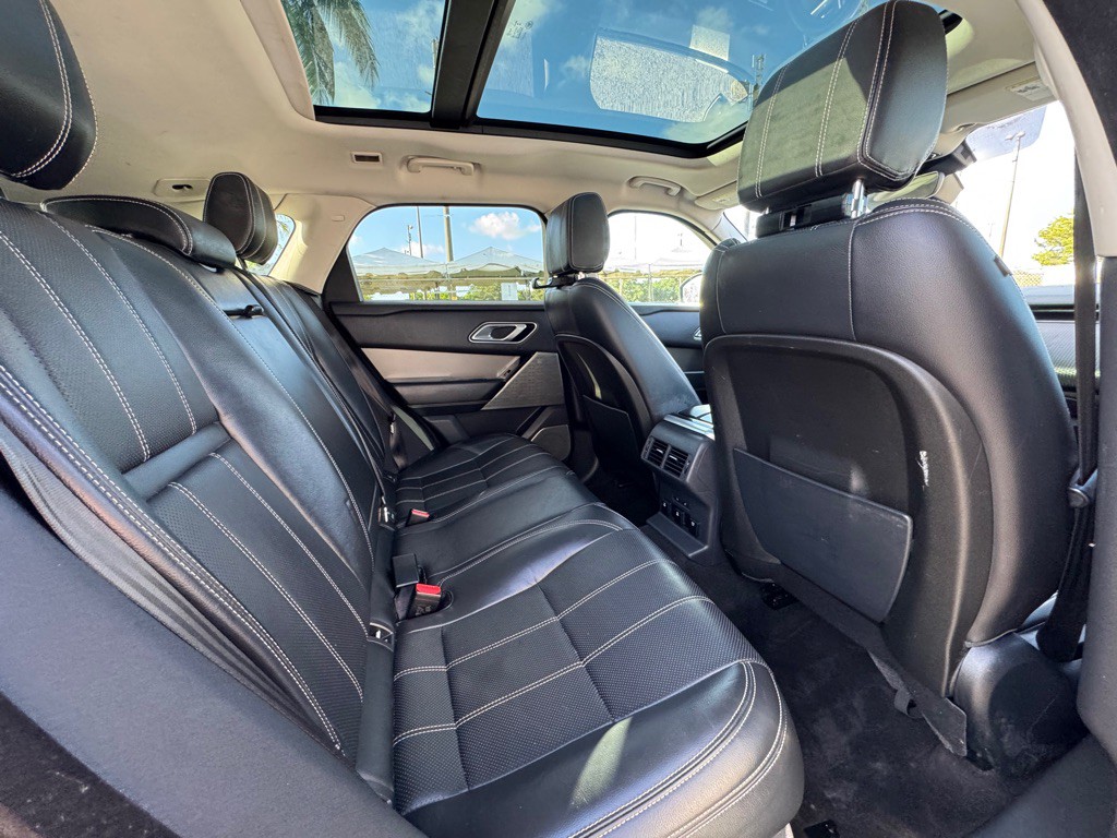 2018 Land Rover Range Rover Image 11