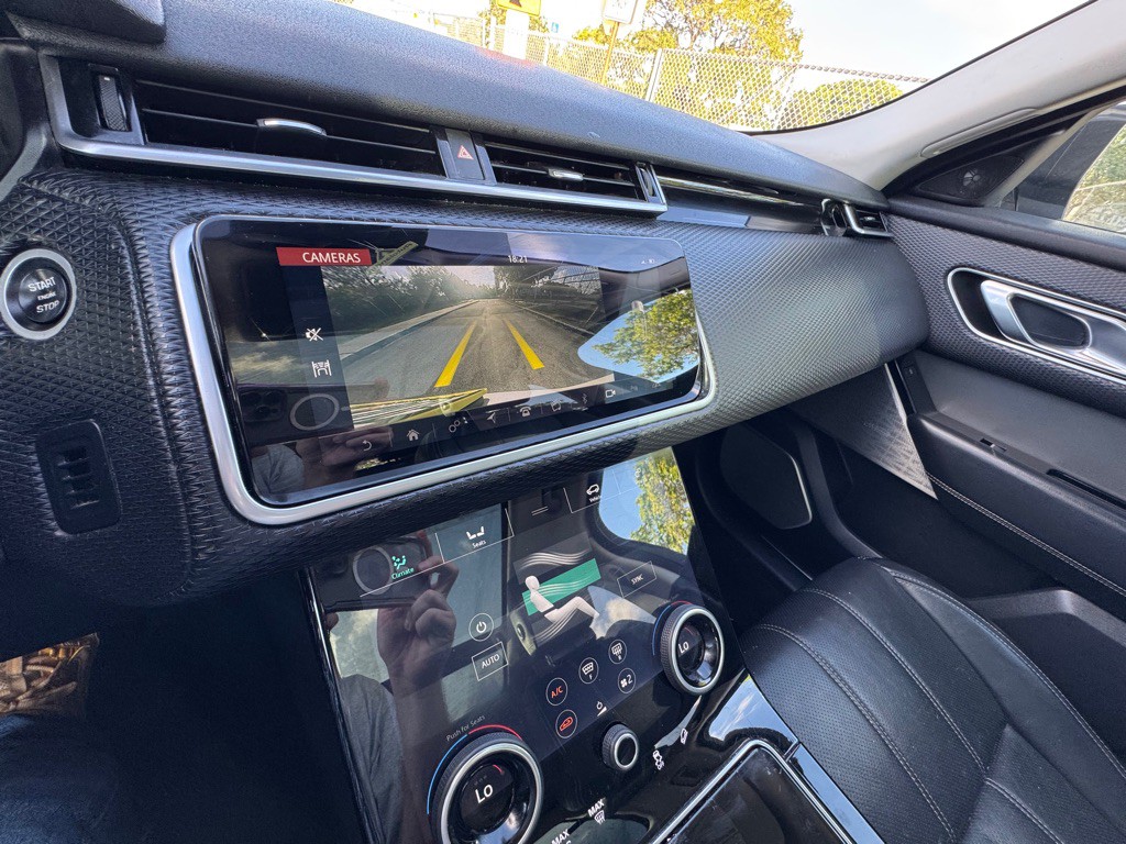 2018 Land Rover Range Rover Image 15