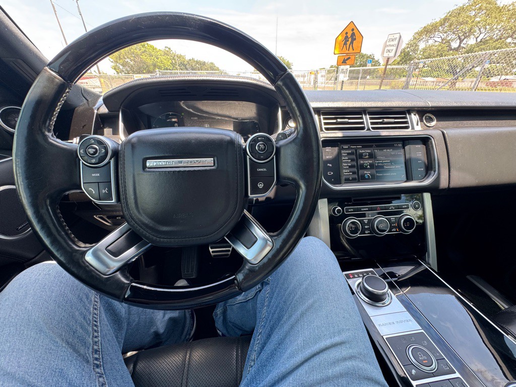 2015 Land Rover Range Rover Image 14