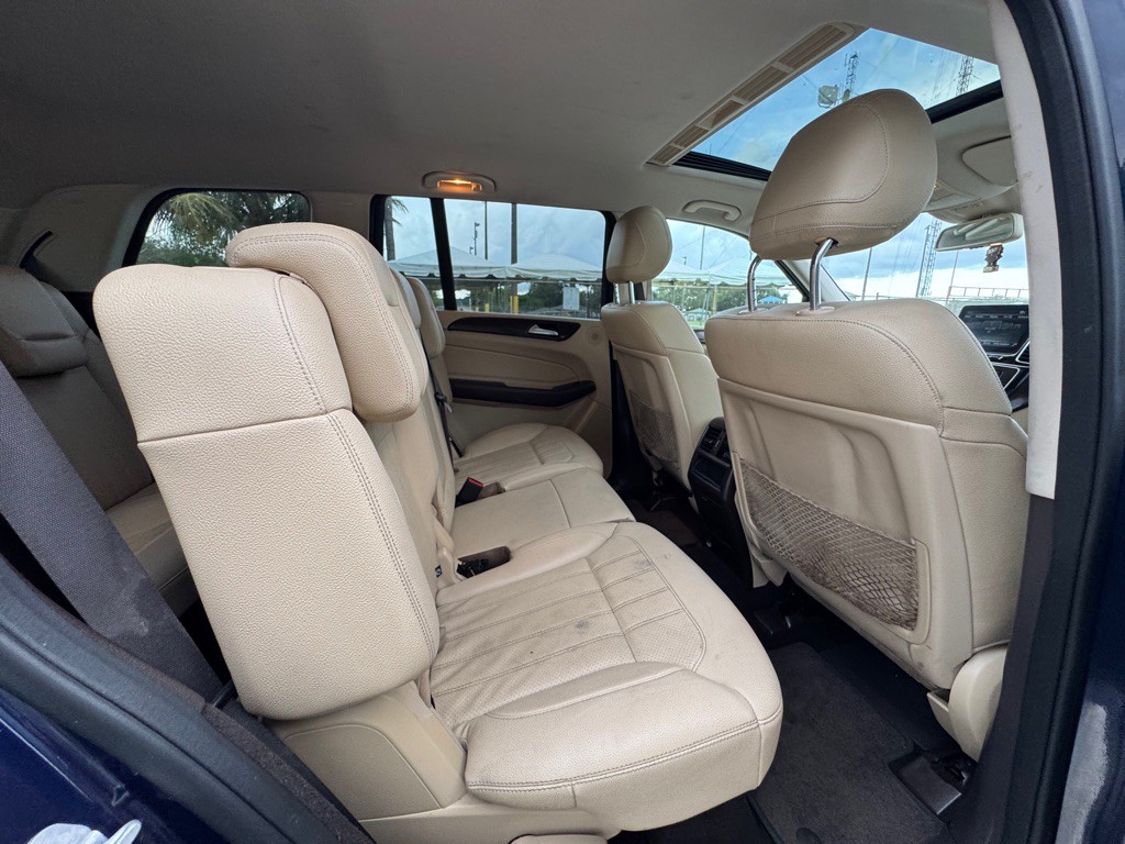 2017 Mercedes-Benz GLS-Class Image 11