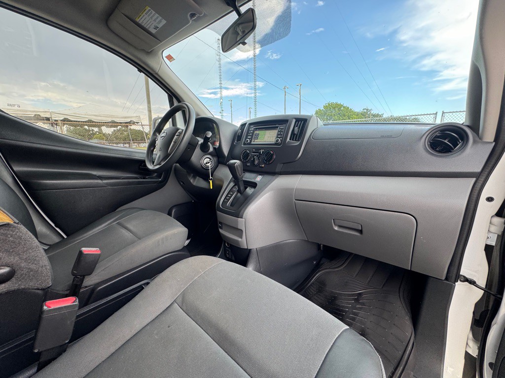 2019 Nissan NV200 Image 14