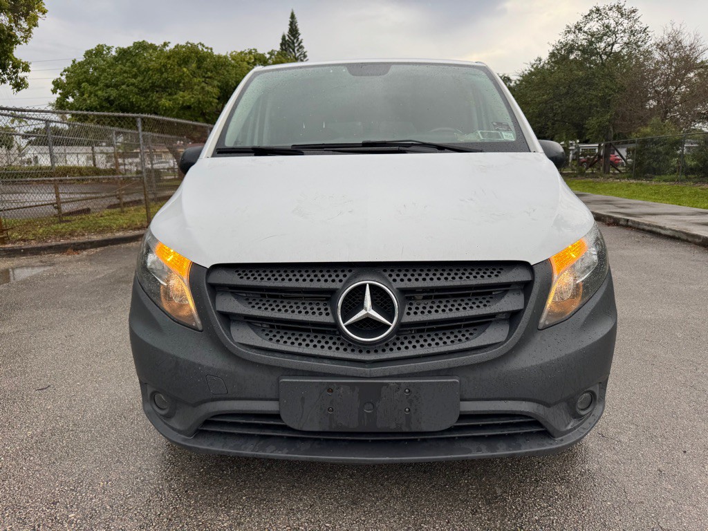 2020 Mercedes-Benz Metris Image 2
