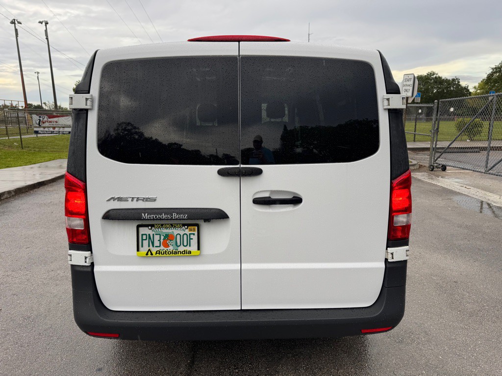 2020 Mercedes-Benz Metris Image 6