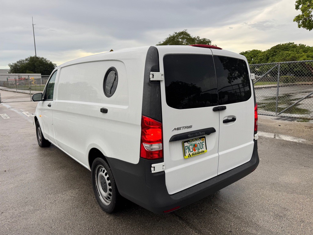 2020 Mercedes-Benz Metris Image 7