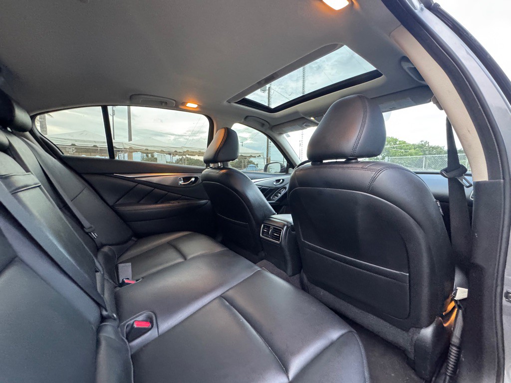 2021 INFINITI Q50 Image 11