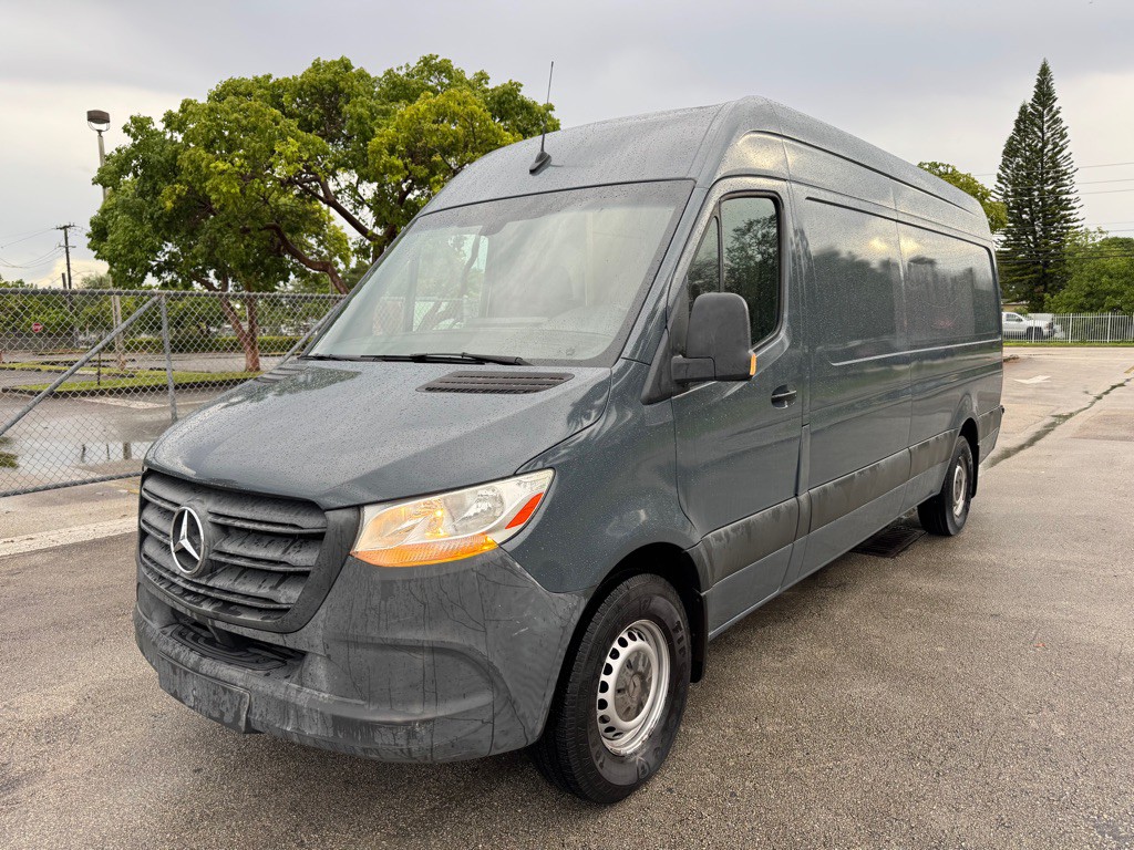 2019 Mercedes-Benz Sprinter Image 1