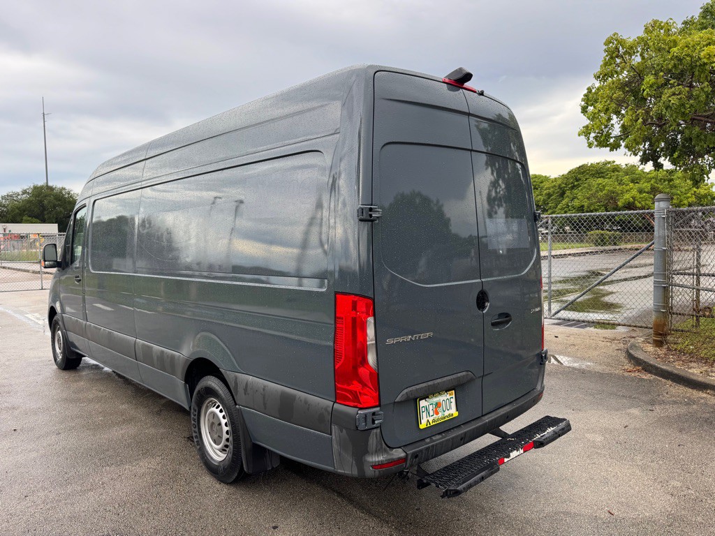 2019 Mercedes-Benz Sprinter Image 7