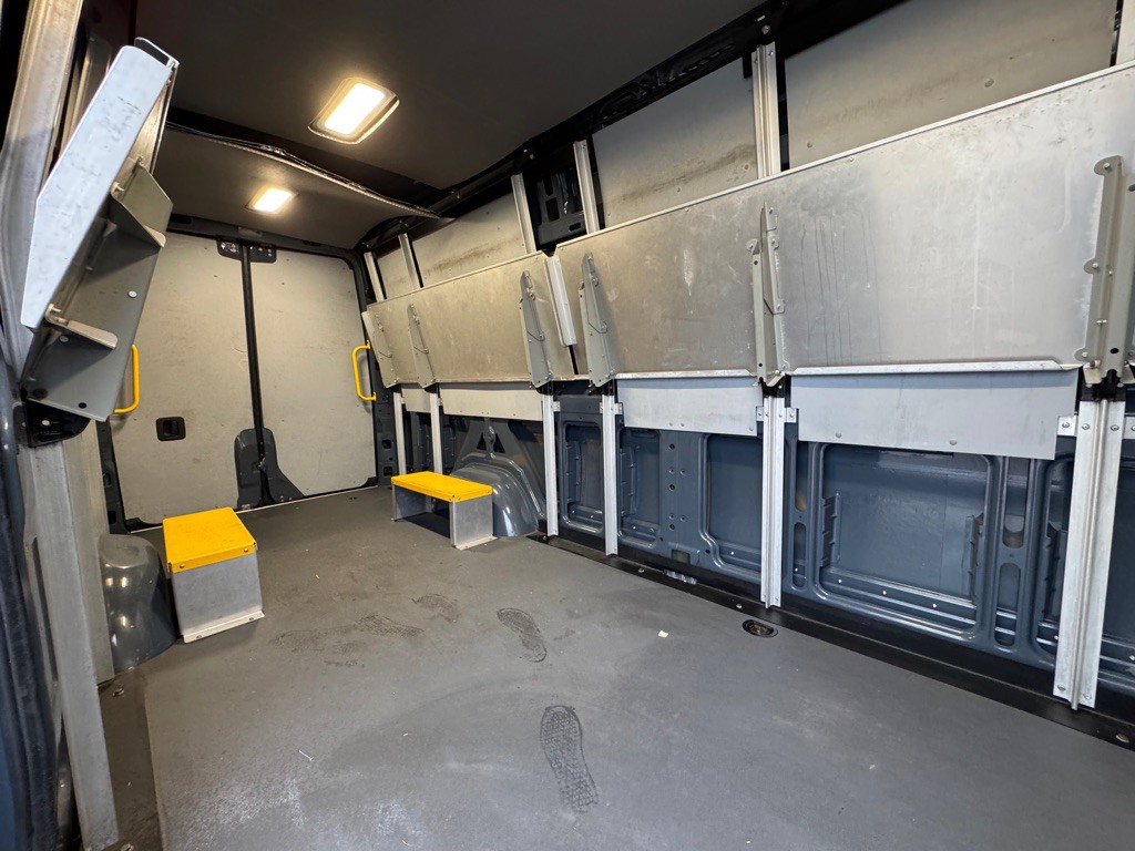 2019 Mercedes-Benz Sprinter Image 12