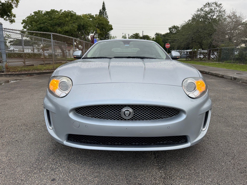 2011 Jaguar XK-Series Image 2