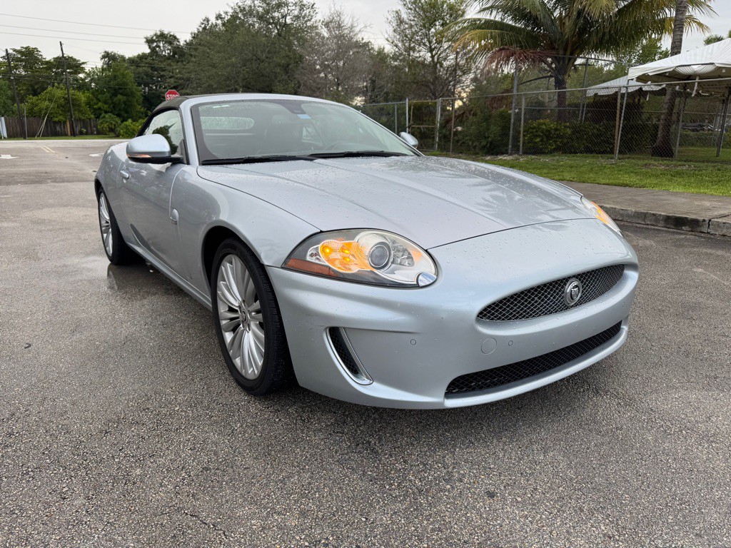 2011 Jaguar XK-Series Image 3