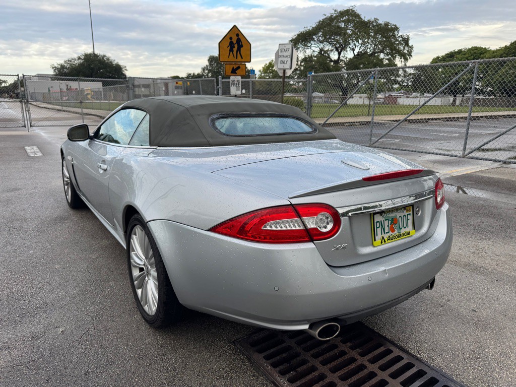2011 Jaguar XK-Series Image 7