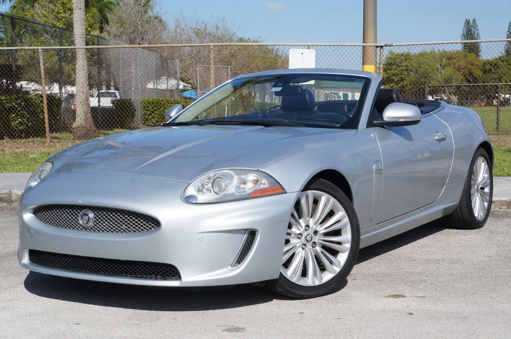 2011 Jaguar XK-Series Image 2