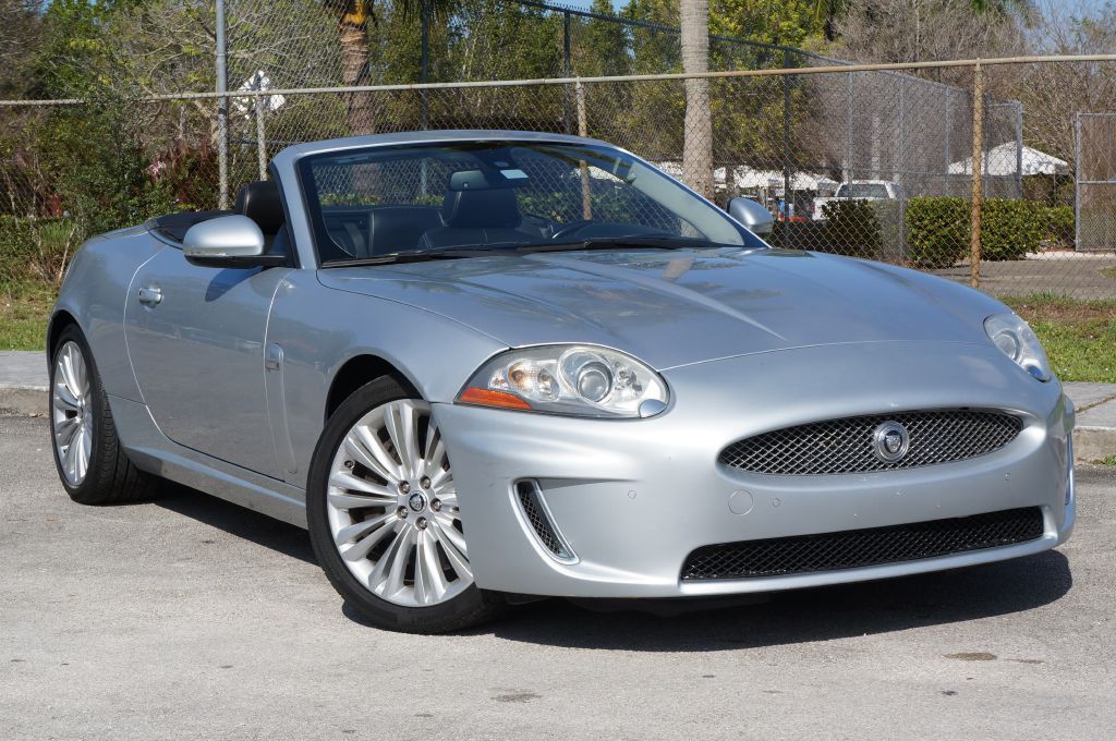 2011 Jaguar XK-Series Image 8