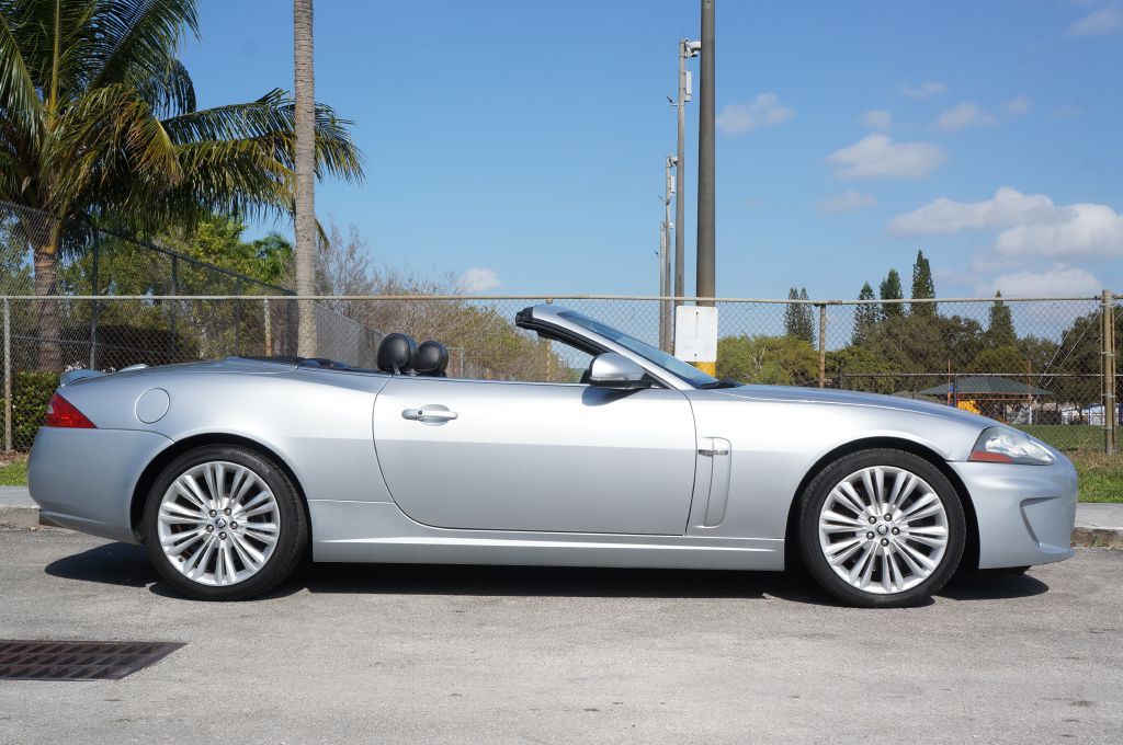 2011 Jaguar XK-Series Image 18