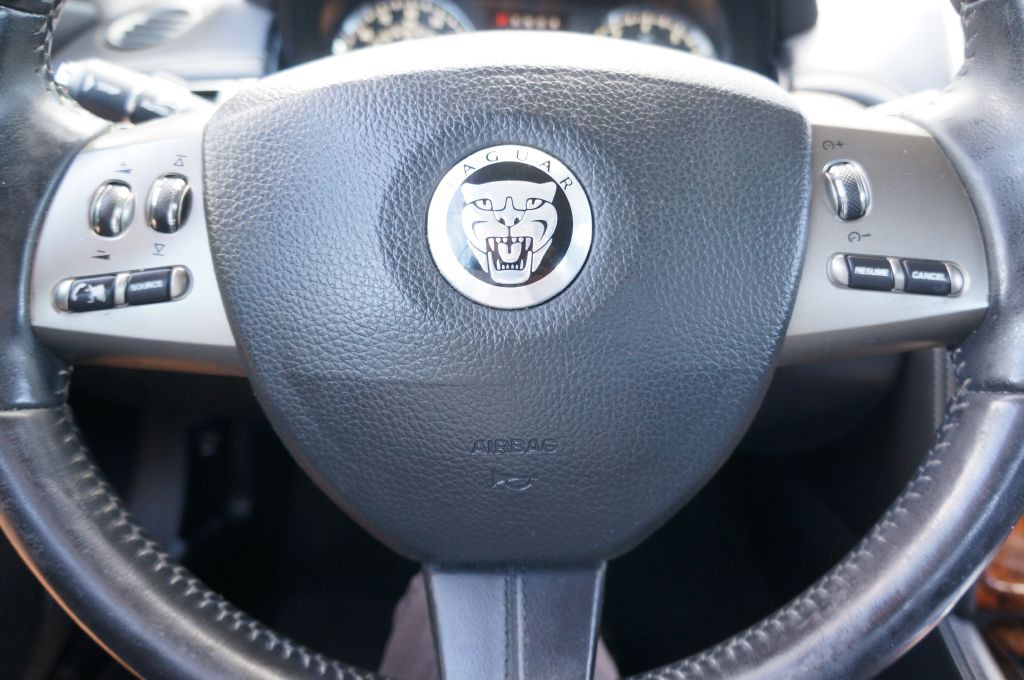 2011 Jaguar XK-Series Image 54