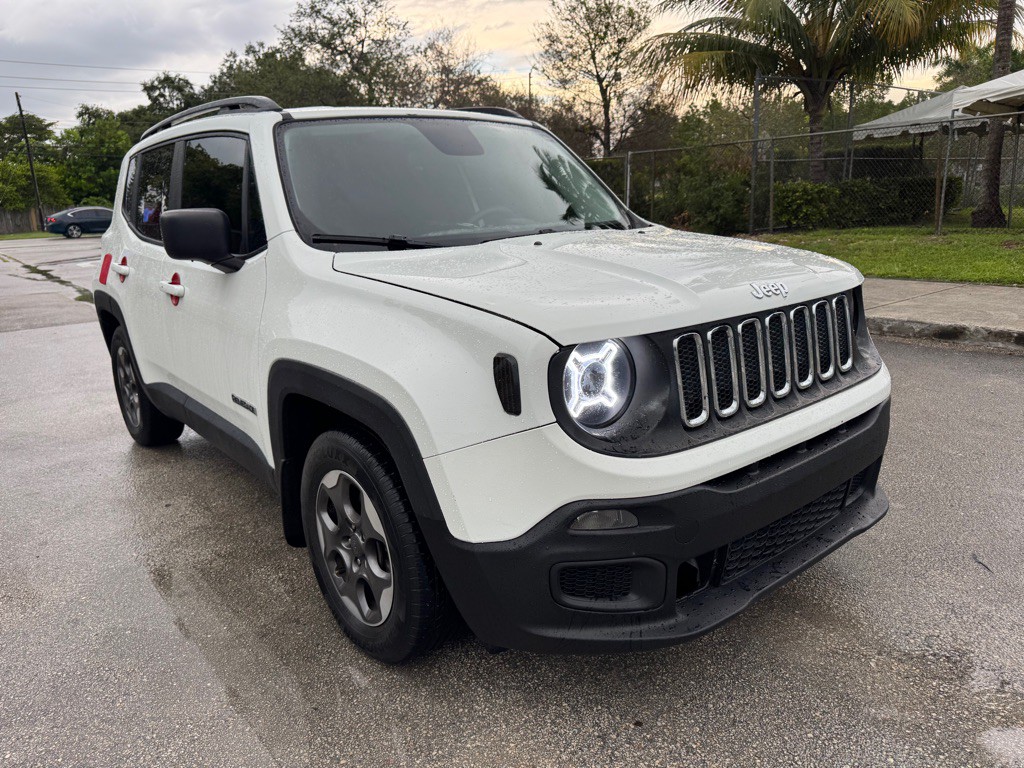 2017 Jeep Renegade Image 2