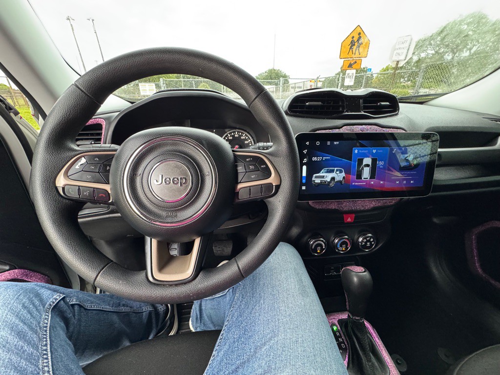 2017 Jeep Renegade Image 4
