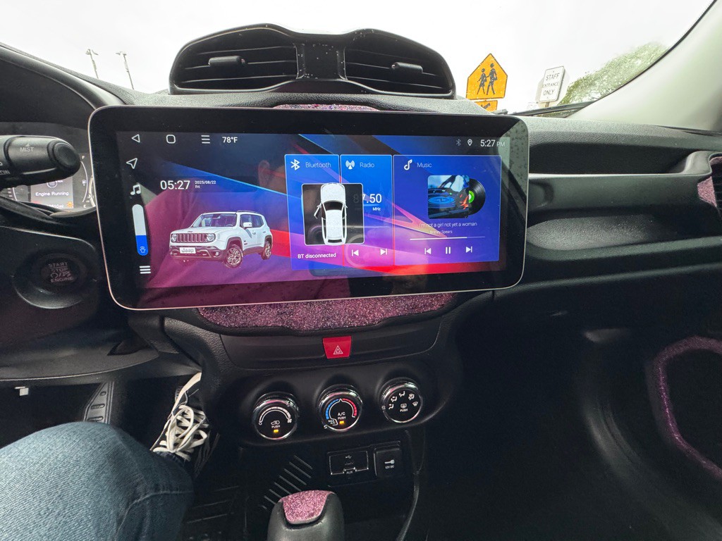 2017 Jeep Renegade Image 6