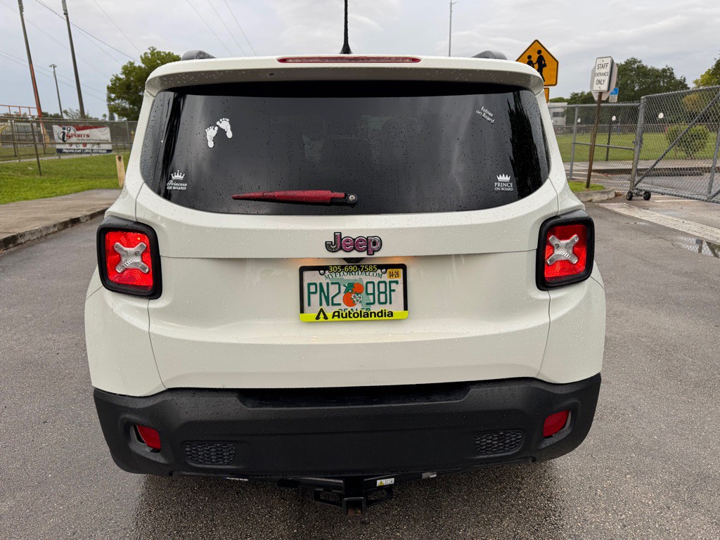 2017 Jeep Renegade Image 7