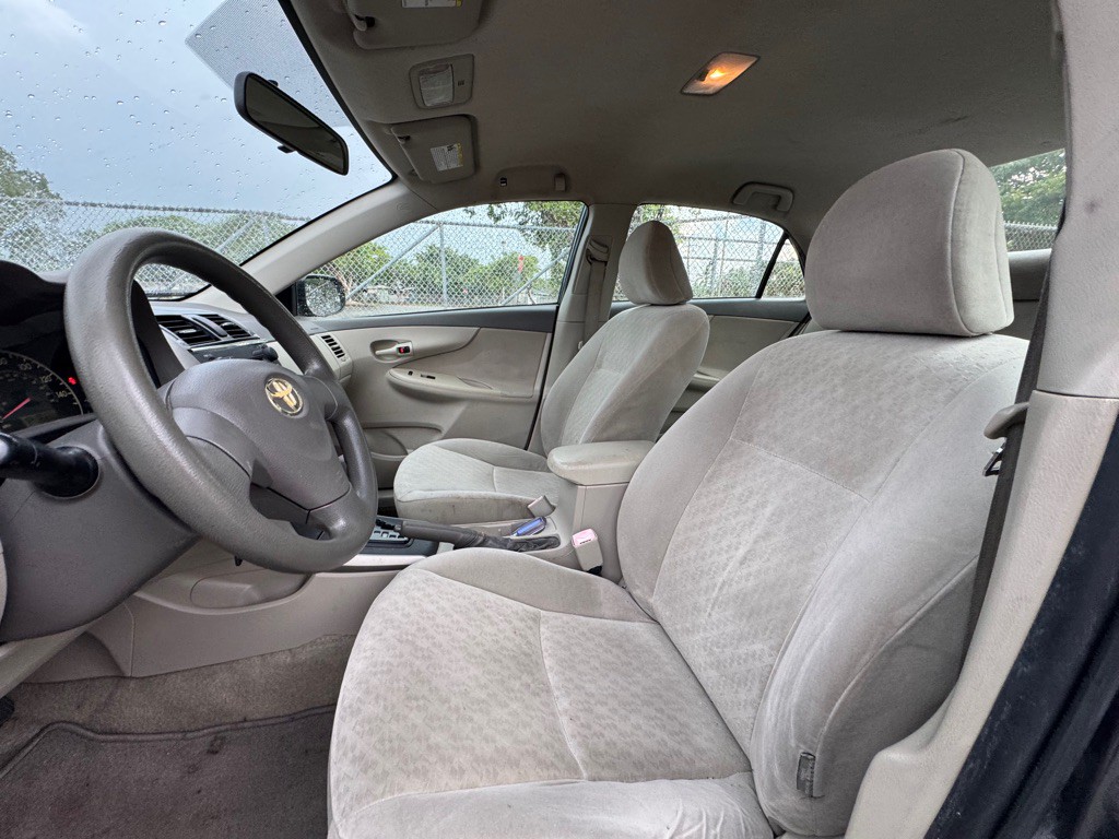 2009 Toyota Corolla Image 9